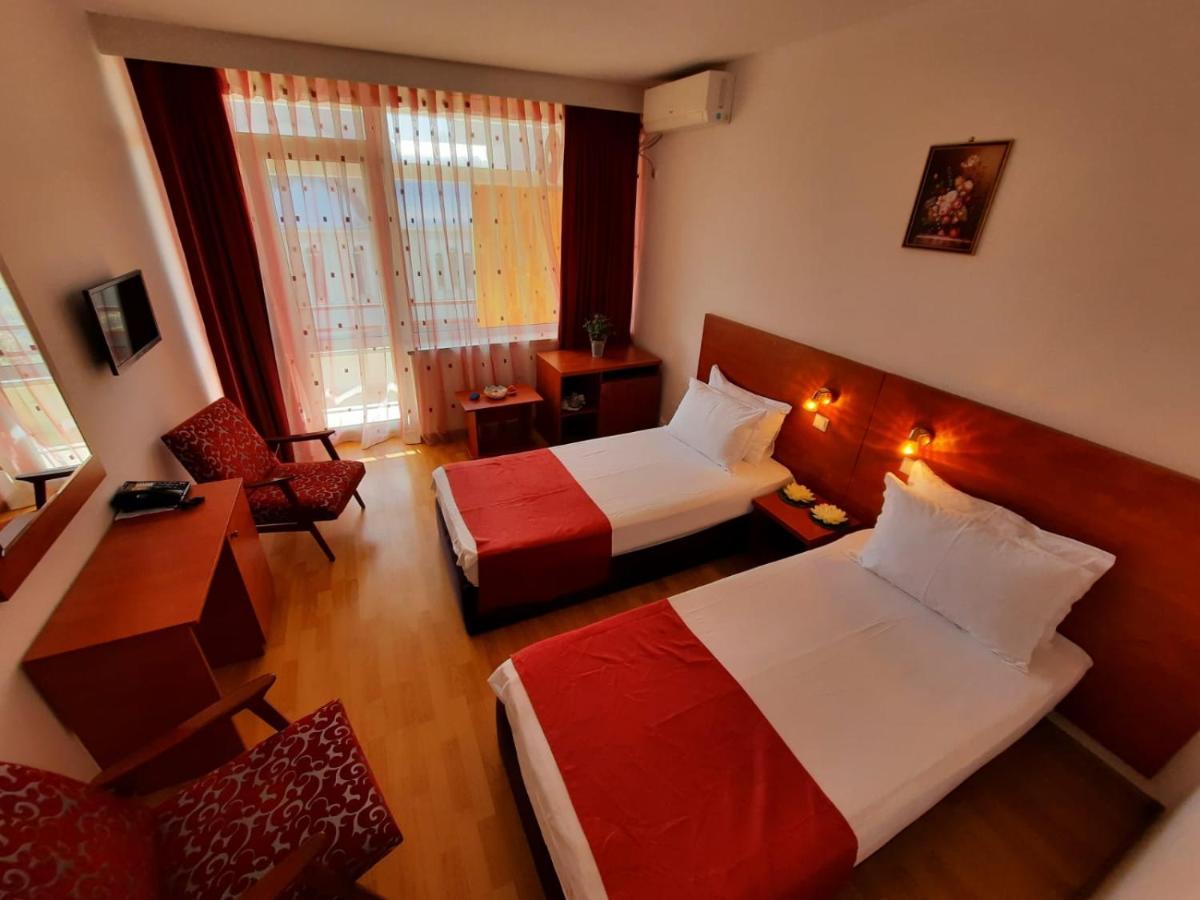 Hotel Tomis Neptun Kültér fotó